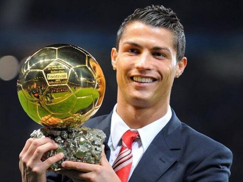 Ronaldo có quả bóng vàng năm 2013 Ronaldo có quả bóng vàng năm 2013